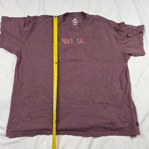 Nike SB Mens Size XL Loose Fit Burgundy Graphic T Shirt Cotton Casual DJ1214-646 - Picture 10 of 11